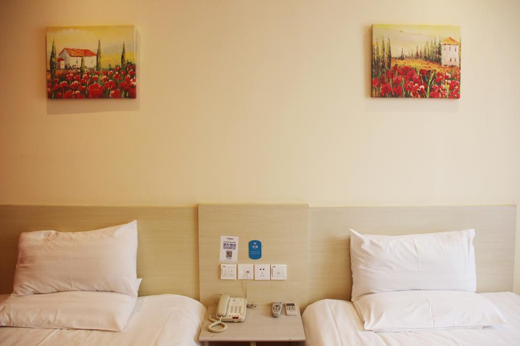 Gold Mine Express Hotel Nanning Kamer foto