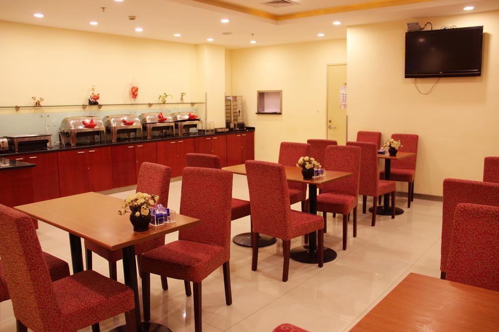 Gold Mine Express Hotel Nanning Buitenkant foto