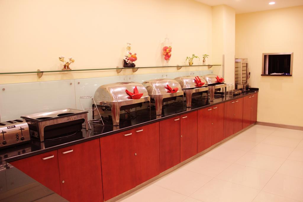 Gold Mine Express Hotel Nanning Buitenkant foto